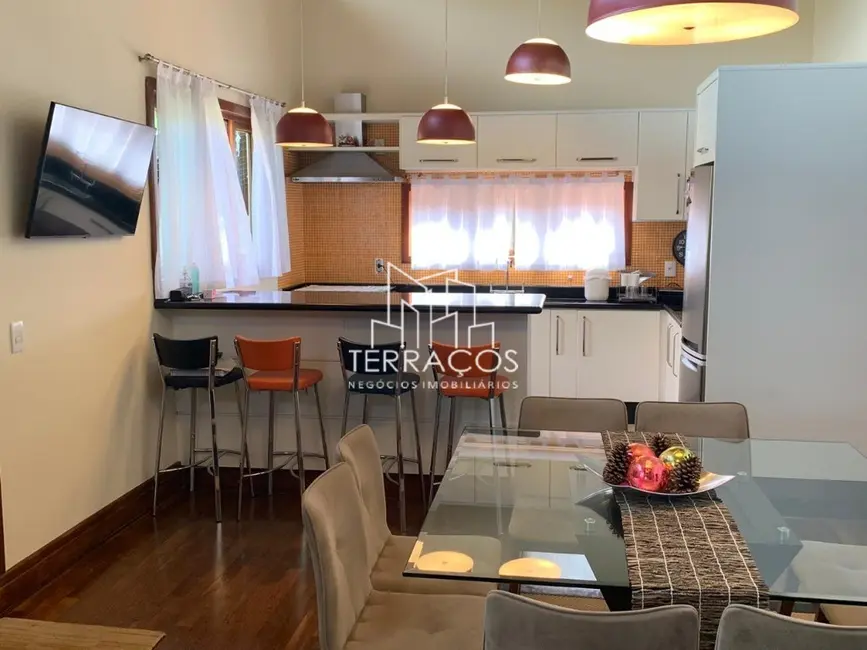 Casa de Condomínio com 4 quartos à venda, 600m2 em Serra dos Lagos (Jordanésia), Cajamar - SP - imagem 6 Foto 6 de Casa de Condomínio com 4 quartos à venda, 600m2 em Serra dos Lagos (Jordanésia), Cajamar - SP