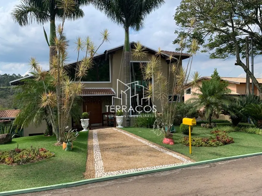 Casa de Condomínio com 4 quartos à venda, 600m2 em Serra dos Lagos (Jordanésia), Cajamar - SP - imagem 3 Foto 3 de Casa de Condomínio com 4 quartos à venda, 600m2 em Serra dos Lagos (Jordanésia), Cajamar - SP