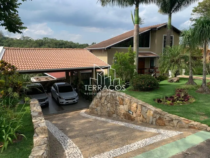 Casa de Condomínio com 4 quartos à venda, 600m2 em Serra dos Lagos (Jordanésia), Cajamar - SP - imagem 7 Foto 7 de Casa de Condomínio com 4 quartos à venda, 600m2 em Serra dos Lagos (Jordanésia), Cajamar - SP