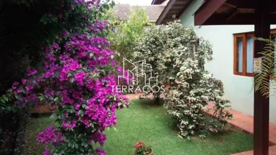 Foto 3 de Casa com 3 quartos à venda, 280m2 em Jardim Estância Brasil, Atibaia - SP