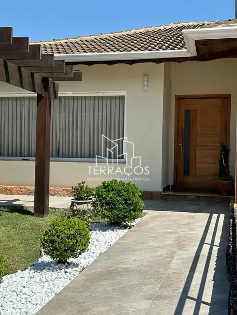 Foto 1 de Casa de Condomínio com 4 quartos à venda e para alugar, 390m2 em Condomínio Serra da Estrela, Atibaia - SP
