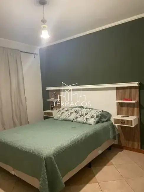 Foto 9 de Chácara com 4 quartos à venda, 300m2 em Chácara Alvorada, Braganca Paulista - SP