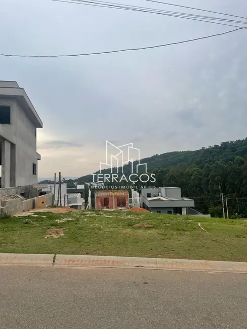 Foto 1 de Terreno / Lote à venda, 404m2 em Itupeva - SP