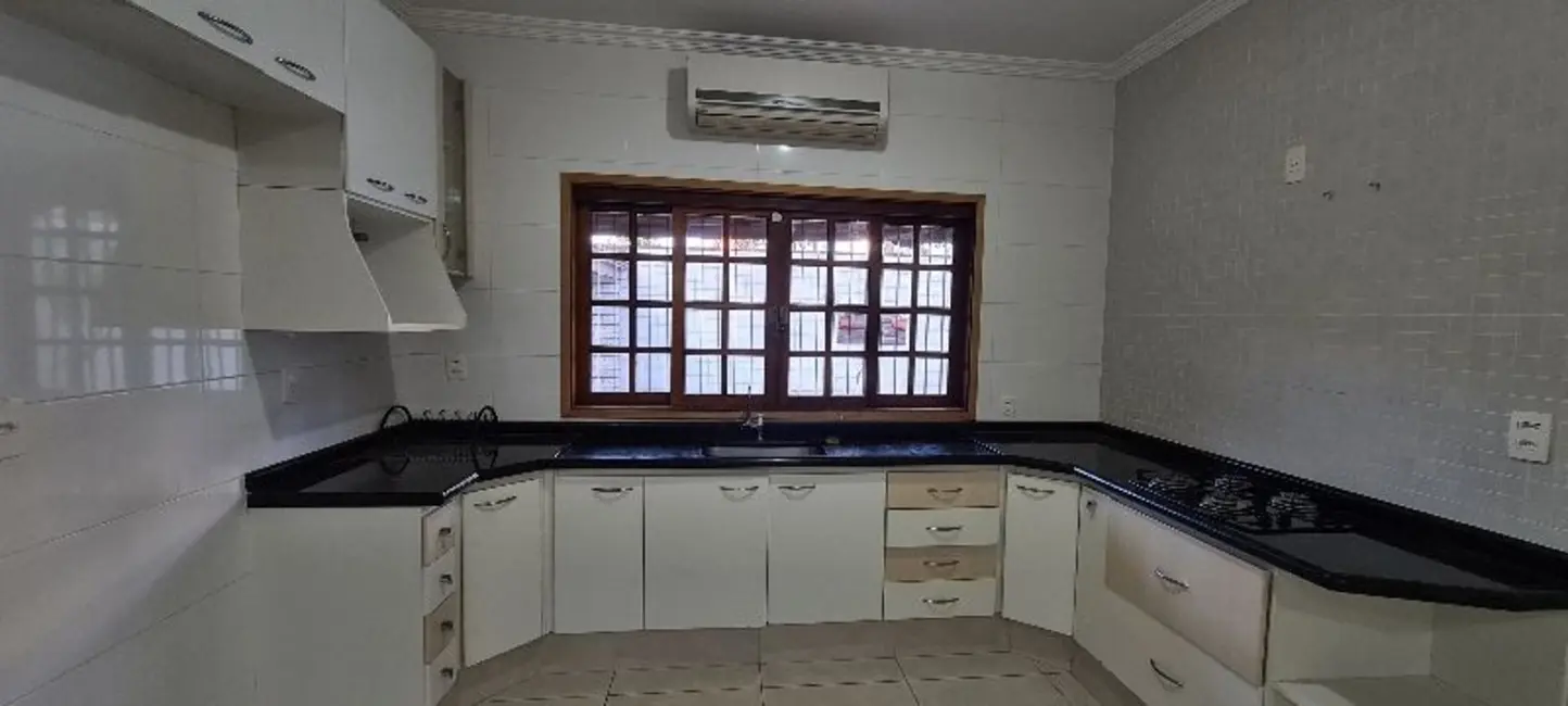 Foto 4 de Casa com 3 quartos à venda e para alugar, 250m2 em Anhangabaú, Jundiai - SP