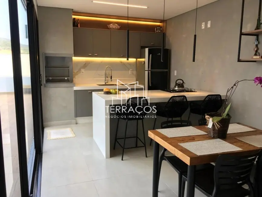 Foto 5 de Casa de Condomínio com 3 quartos à venda, 247m2 em Jundiai - SP