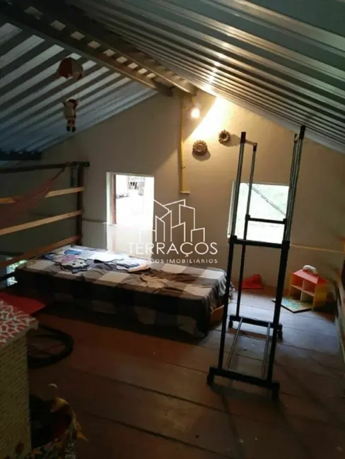 Chácara com 2 quartos à venda, 250m2 em Pau Arcado, Campo Limpo Paulista - SP - imagem 5 Foto 5 de Chácara com 2 quartos à venda, 250m2 em Pau Arcado, Campo Limpo Paulista - SP