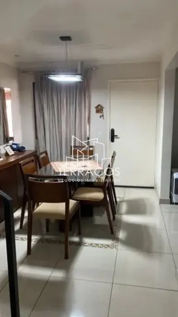 Foto 2 de Casa de Condomínio com 3 quartos à venda, 120m2 em Jundiai - SP