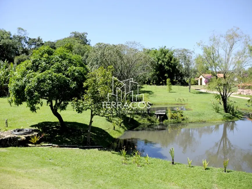 Foto 1 de Terreno / Lote à venda, 1008m2 em Cabreuva - SP