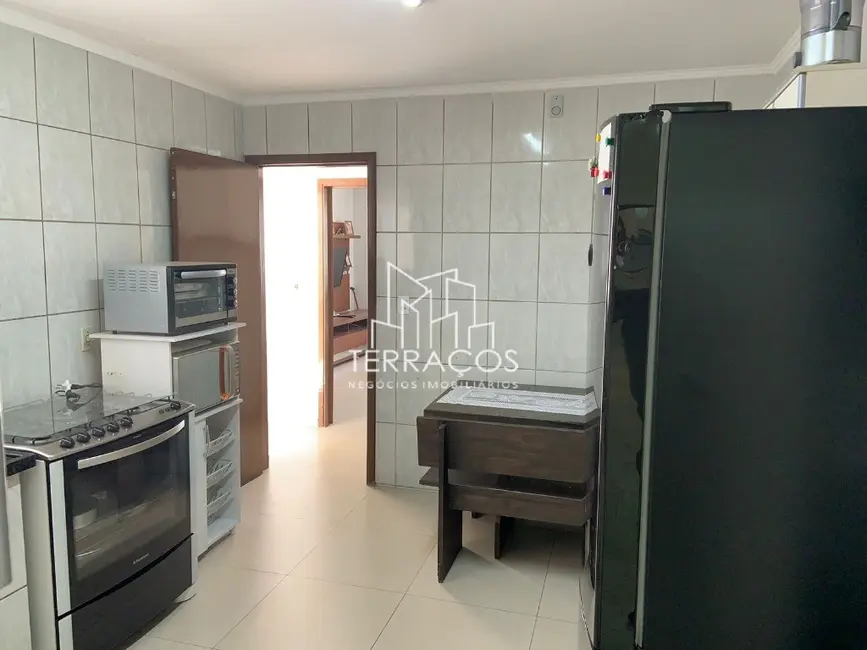 Casa com 3 quartos à venda, 149m2 em Jardim Bonfiglioli, Jundiai - SP - imagem 4 Foto 4 de Casa com 3 quartos à venda, 149m2 em Jardim Bonfiglioli, Jundiai - SP