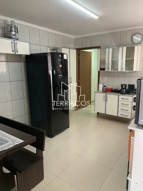 Casa com 3 quartos à venda, 149m2 em Jardim Bonfiglioli, Jundiai - SP - imagem 3 Foto 3 de Casa com 3 quartos à venda, 149m2 em Jardim Bonfiglioli, Jundiai - SP