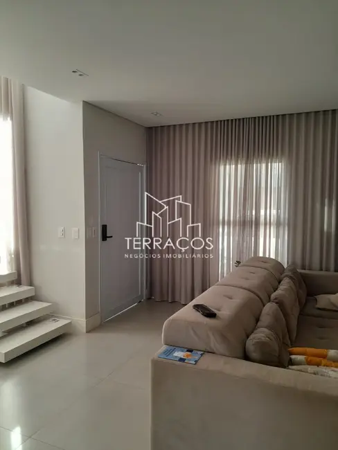 Foto 3 de Casa de Condomínio com 3 quartos à venda, 222m2 em Recanto Quarto Centenário, Jundiai - SP