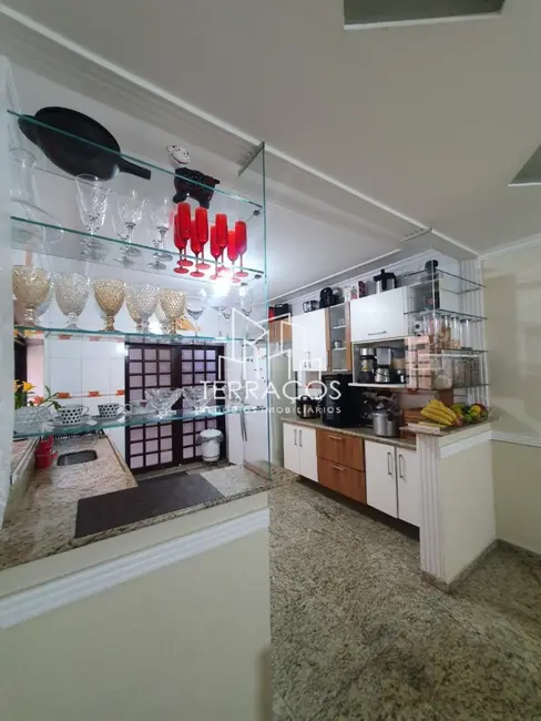 Casa com 4 quartos à venda, 408m2 em Jardim Merci II, Jundiai - SP - imagem 4 Foto 4 de Casa com 4 quartos à venda, 408m2 em Jardim Merci II, Jundiai - SP