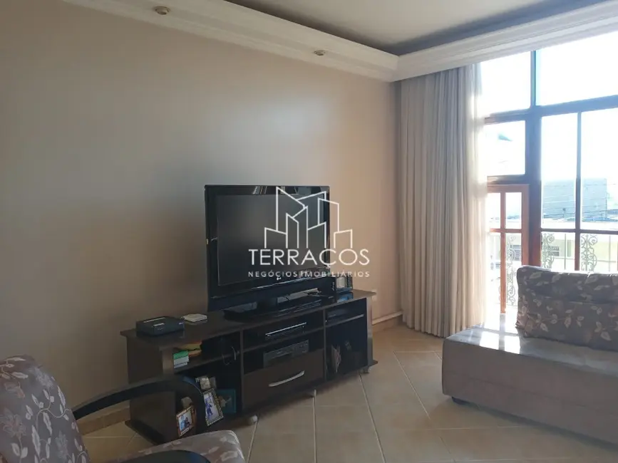 Foto 2 de Casa com 3 quartos à venda, 251m2 em Jardim Dupre, Jundiai - SP