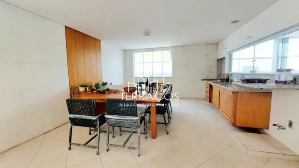 Foto 8 de Casa de Condomínio com 5 quartos à venda, 320m2 em Parque das Laranjeiras, Itatiba - SP