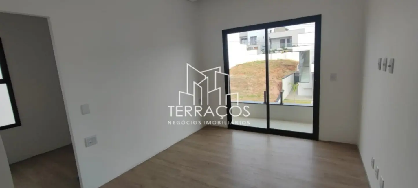 Casa de Condomínio com 3 quartos à venda, 215m2 em Jardim Ermida I, Jundiai - SP - imagem 7 Foto 7 de Casa de Condomínio com 3 quartos à venda, 215m2 em Jardim Ermida I, Jundiai - SP