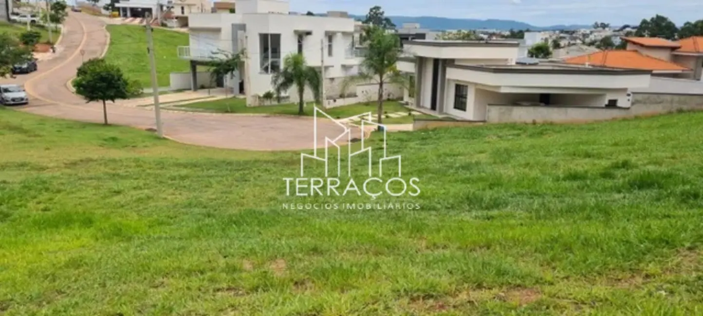 Foto 1 de Terreno / Lote à venda, 746m2 em Itupeva - SP