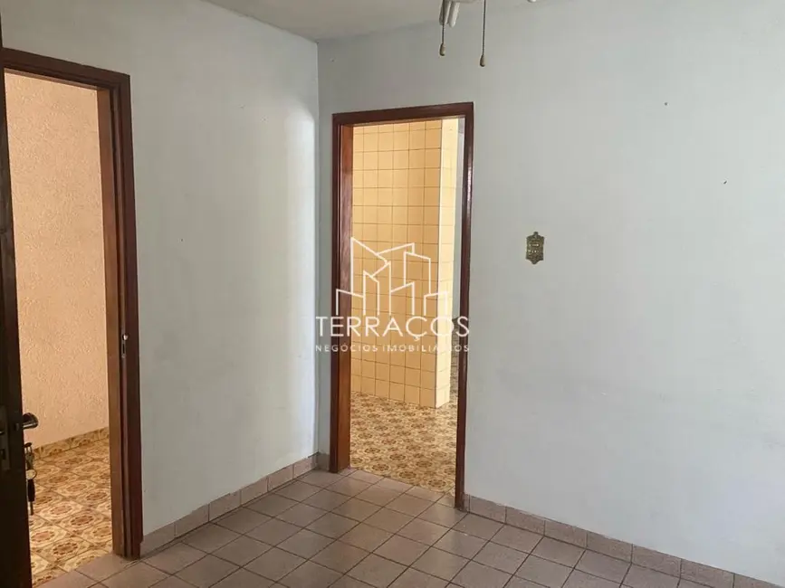 Foto 4 de Casa com 2 quartos à venda, 147m2 em Cidade Santos Dumont, Jundiai - SP