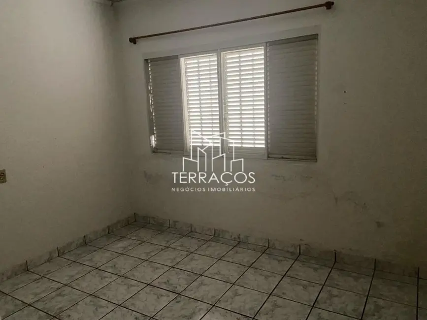 Foto 9 de Casa com 2 quartos à venda, 147m2 em Cidade Santos Dumont, Jundiai - SP