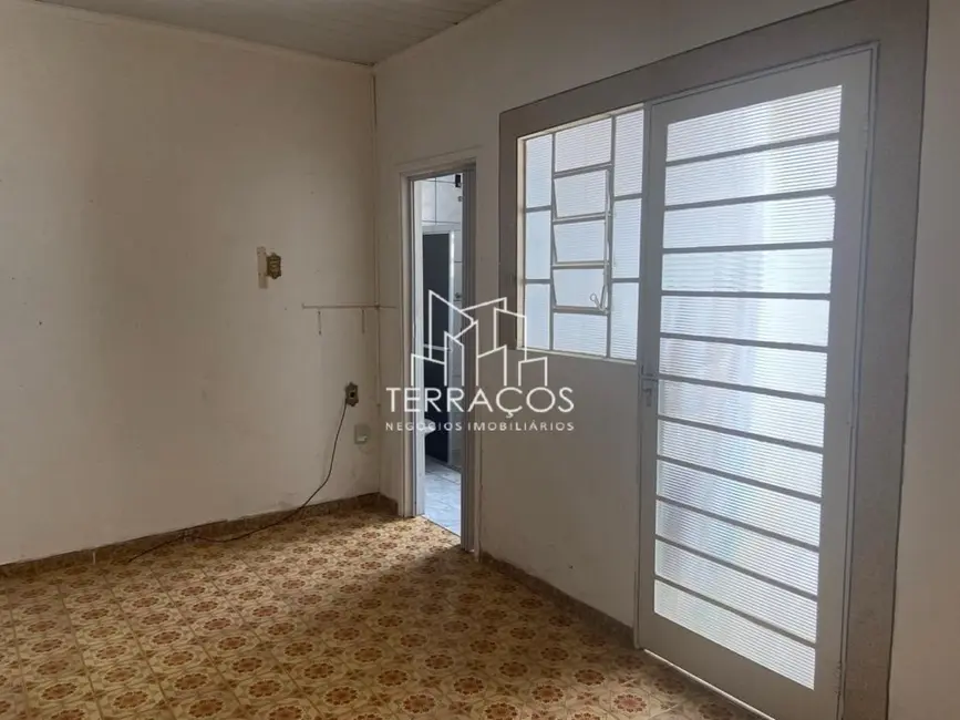 Foto 7 de Casa com 2 quartos à venda, 147m2 em Cidade Santos Dumont, Jundiai - SP