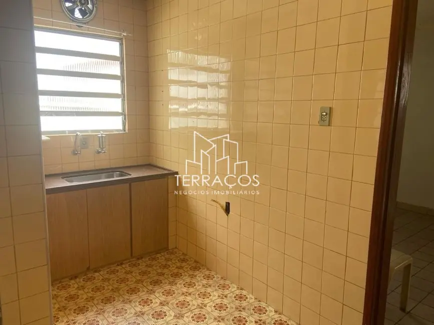 Foto 6 de Casa com 2 quartos à venda, 147m2 em Cidade Santos Dumont, Jundiai - SP