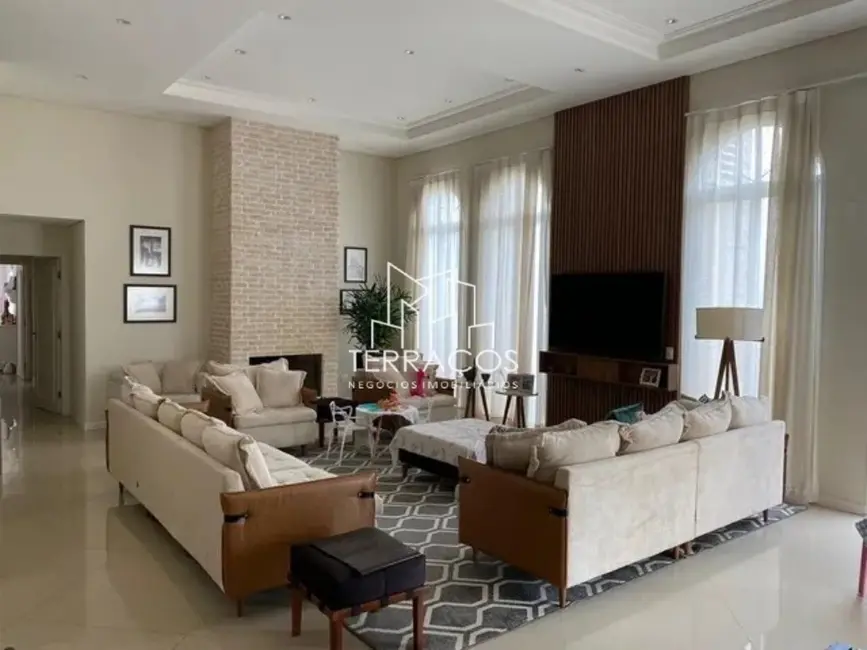 Apartamento com 4 quartos para alugar, 350m2 em Jardim Campos Elísios, Jundiai - SP - imagem 3 Foto 3 de Apartamento com 4 quartos para alugar, 350m2 em Jardim Campos Elísios, Jundiai - SP