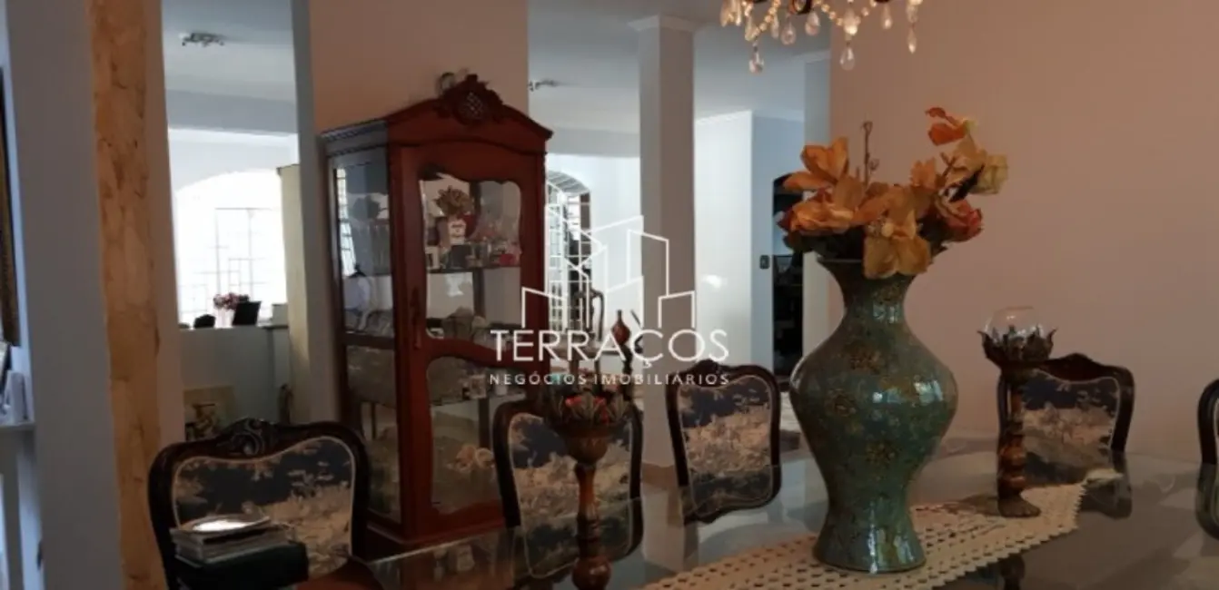 Foto 5 de Casa de Condomínio com 4 quartos à venda, 450m2 em Gramado, Cotia - SP