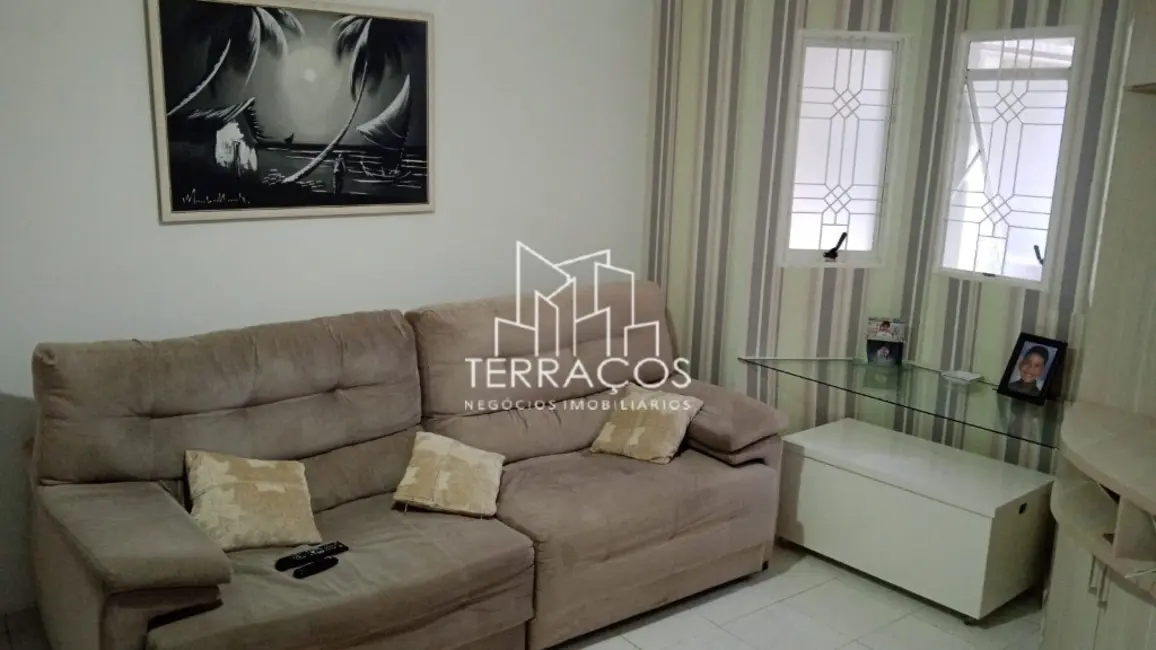 Foto 1 de Casa com 3 quartos à venda, 199m2 em Horto Santo Antonio, Jundiai - SP