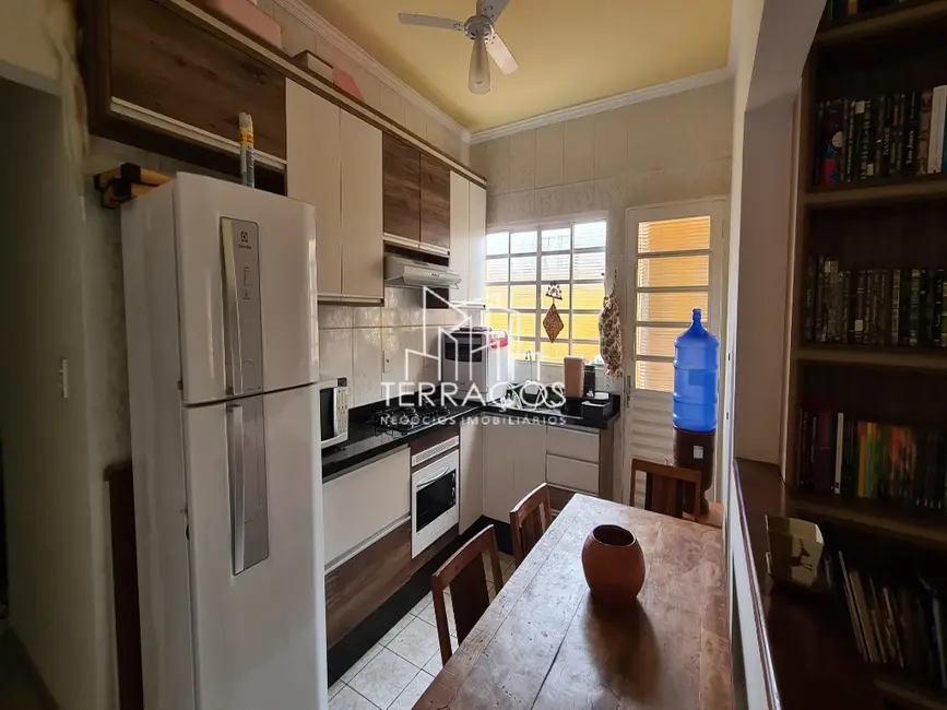 Casa com 2 quartos à venda, 57m2 em Parque Almerinda Pereira Chaves, Jundiai - SP - imagem 4 Foto 4 de Casa com 2 quartos à venda, 57m2 em Parque Almerinda Pereira Chaves, Jundiai - SP