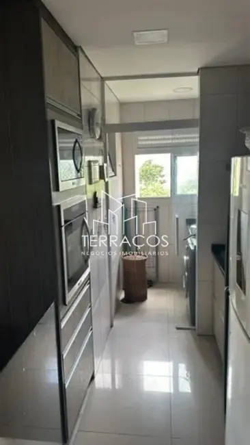 Foto 3 de Apartamento com 2 quartos à venda, 54m2 em Vila Nambi, Jundiai - SP