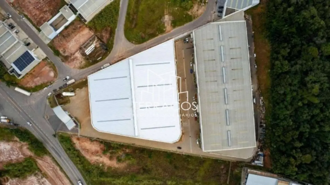 Armazém / Galpão para alugar, 1100m2 em Sítio do Mursa, Varzea Paulista - SP - imagem 3 Foto 3 de Armazém / Galpão para alugar, 1100m2 em Sítio do Mursa, Varzea Paulista - SP