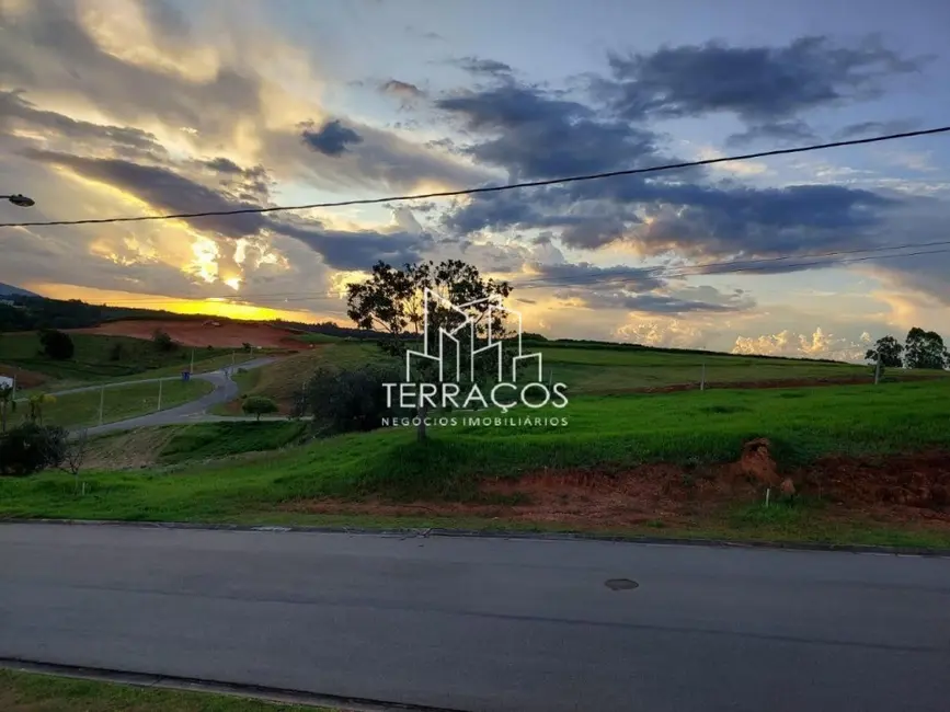 Foto 1 de Terreno / Lote à venda, 1000m2 em Caxambu, Jundiai - SP