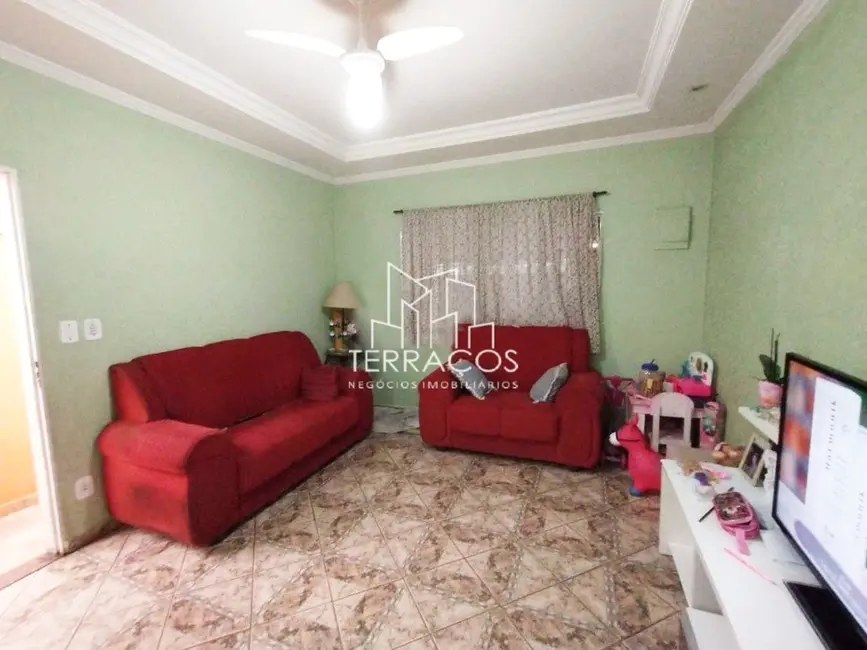 Foto 6 de Casa com 2 quartos à venda, 140m2 em Capela, Vinhedo - SP