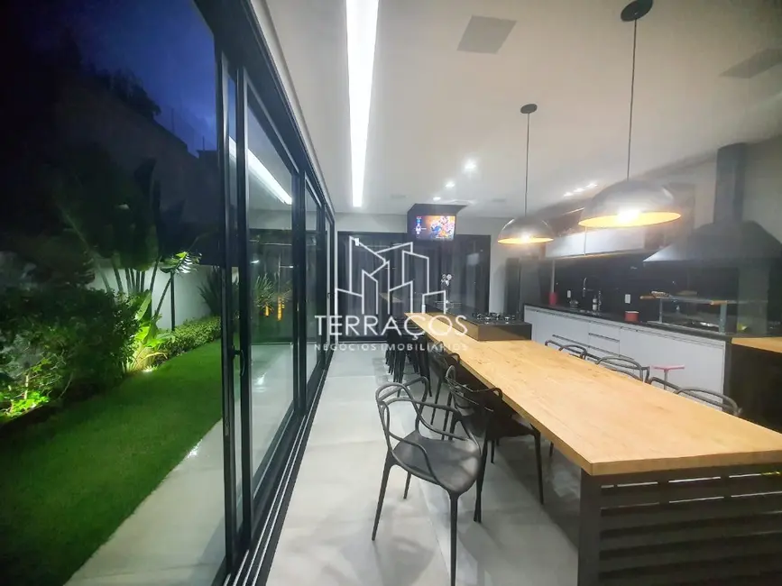 Foto 6 de Casa de Condomínio com 4 quartos à venda, 363m2 em Monte Alegre, Vinhedo - SP