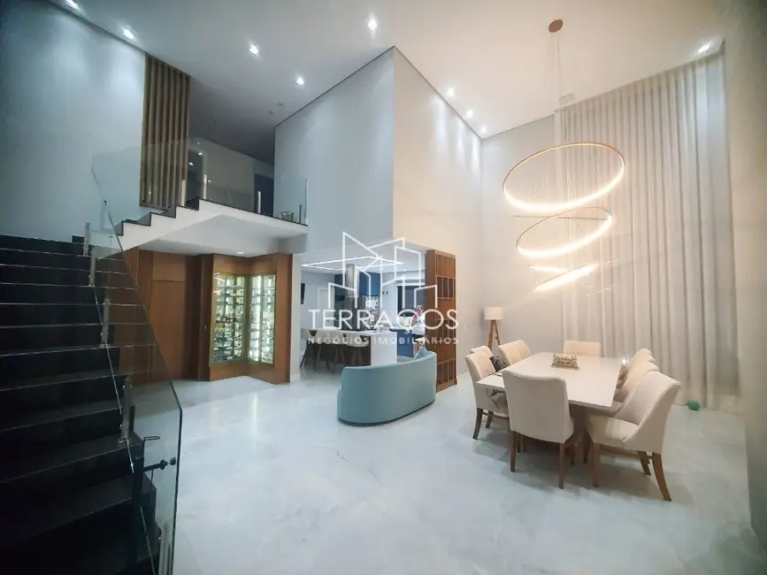 Foto 7 de Casa de Condomínio com 4 quartos à venda, 363m2 em Monte Alegre, Vinhedo - SP