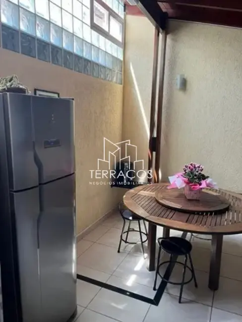 Foto 3 de Casa de Condomínio com 3 quartos à venda, 110m2 em Jardim Shangai, Jundiai - SP