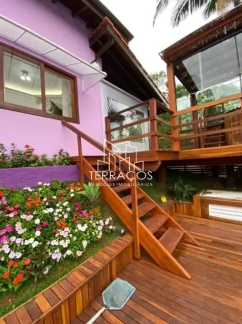 Foto 2 de Casa de Condomínio com 7 quartos à venda, 223m2 em Capela do Barreiro, Itatiba - SP