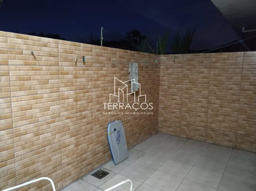 Casa de Condomínio com 2 quartos à venda, 54m2 em Itanhaem - SP - imagem 9 Foto 9 de Casa de Condomínio com 2 quartos à venda, 54m2 em Itanhaem - SP