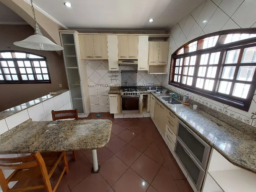 Casa com 2 quartos para alugar, 150m2 em Jardim Progresso, Franco Da Rocha - SP - imagem 3 Foto 3 de Casa com 2 quartos para alugar, 150m2 em Jardim Progresso, Franco Da Rocha - SP