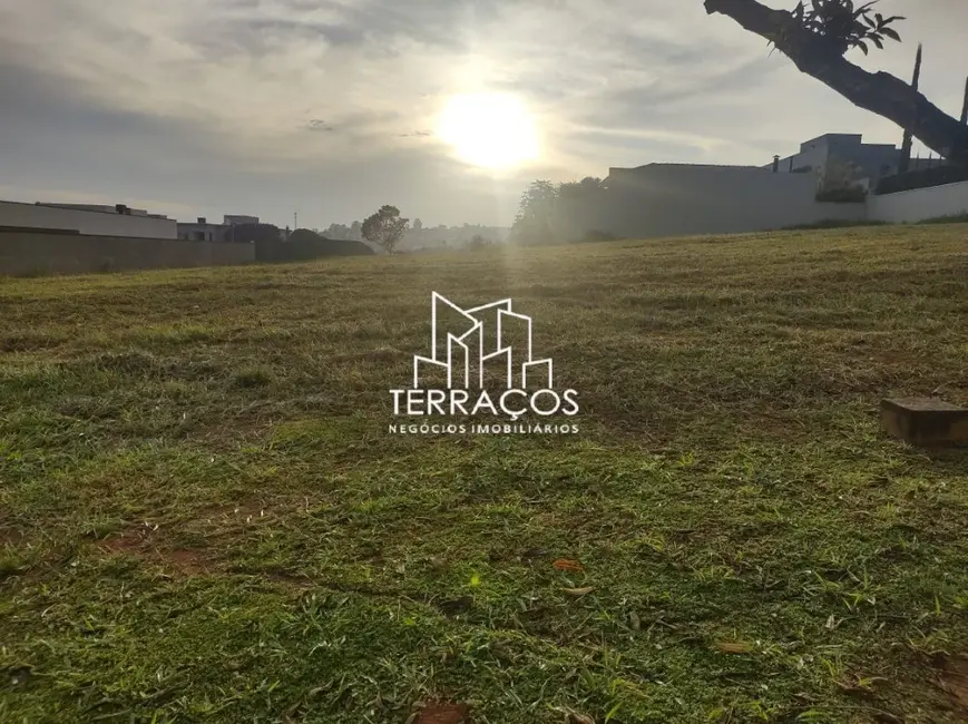 Foto 3 de Terreno / Lote à venda, 2200m2 em Cidade Santos Dumont, Jundiai - SP