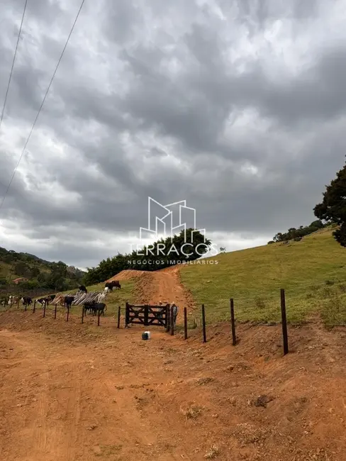 Foto 6 de Terreno / Lote à venda, 97000m2 em Munhoz - MG