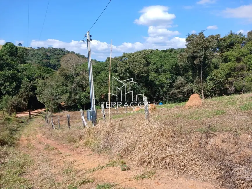 Foto 4 de Terreno / Lote à venda, 2200m2 em Camanducaia - MG