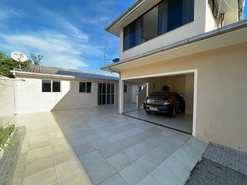 Casa com 4 quartos à venda, 200m2 em Vendaval, Biguacu - SC - imagem 9 Foto 9 de Casa com 4 quartos à venda, 200m2 em Vendaval, Biguacu - SC