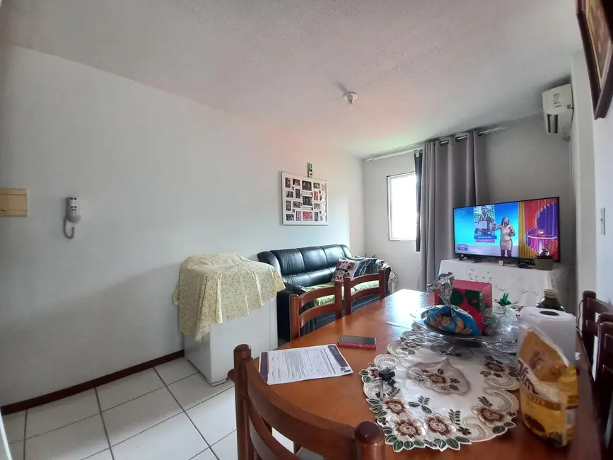 Apartamento com 2 quartos à venda em Fundos, Biguacu - SC - imagem 7 Foto 7 de Apartamento com 2 quartos à venda em Fundos, Biguacu - SC