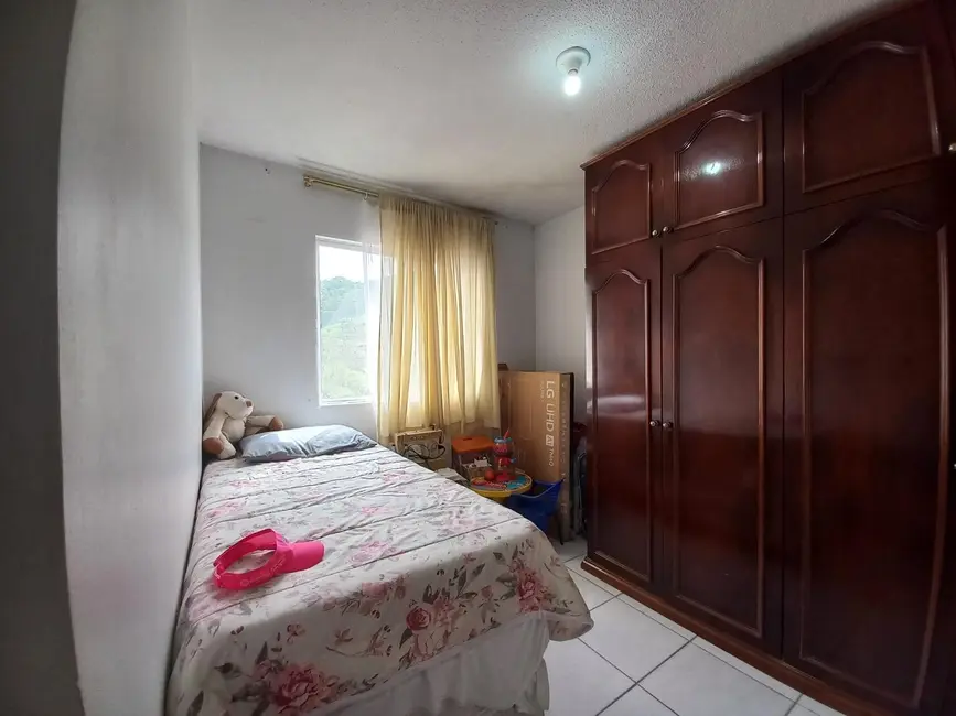 Apartamento com 2 quartos à venda em Fundos, Biguacu - SC - imagem 3 Foto 3 de Apartamento com 2 quartos à venda em Fundos, Biguacu - SC