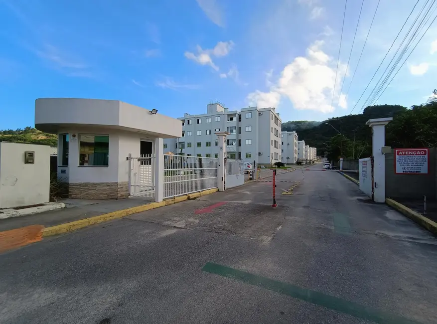 Apartamento com 2 quartos à venda, 49m2 em Fundos, Biguacu - SC - imagem 1 Foto 1 de Apartamento com 2 quartos à venda, 49m2 em Fundos, Biguacu - SC