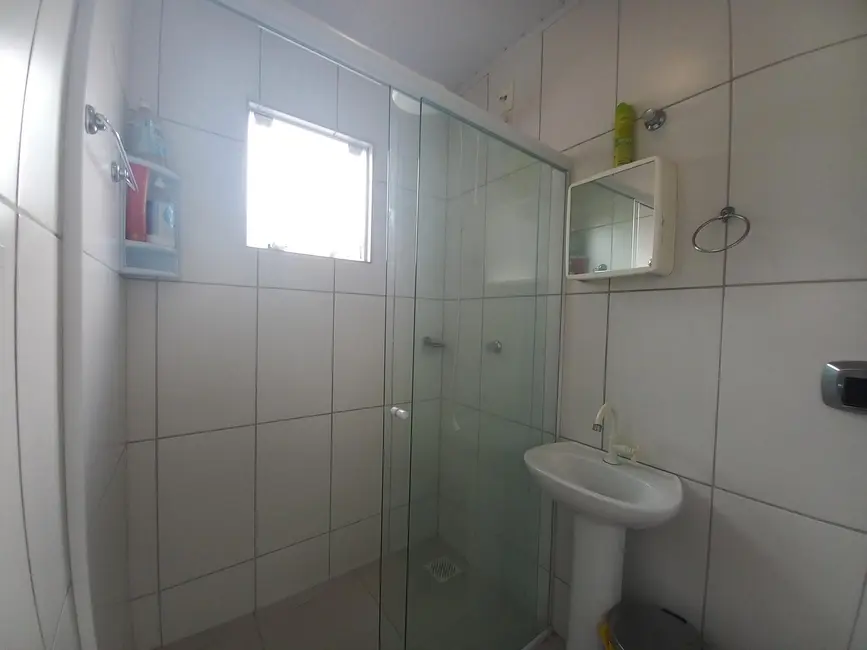 Casa com 3 quartos à venda, 80m2 em Rio Caveiras, Biguacu - SC - imagem 6 Foto 6 de Casa com 3 quartos à venda, 80m2 em Rio Caveiras, Biguacu - SC