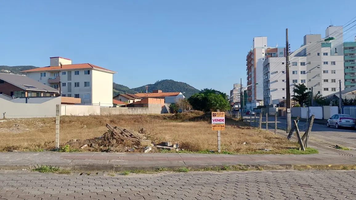 Foto 1 de Terreno / Lote à venda em Rio Caveiras, Biguacu - SC