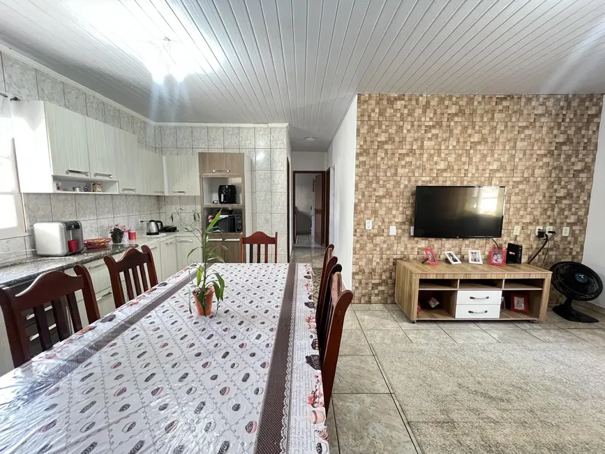 Casa com 3 quartos à venda, 78m2 em Fundos, Biguacu - SC - imagem 7 Foto 7 de Casa com 3 quartos à venda, 78m2 em Fundos, Biguacu - SC