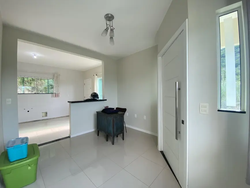 Casa com 3 quartos à venda, 77m2 em Boa Vista, Biguacu - SC - imagem 4 Foto 4 de Casa com 3 quartos à venda, 77m2 em Boa Vista, Biguacu - SC