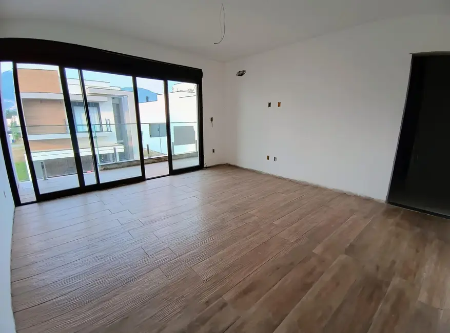 Casa com 3 quartos à venda, 150m2 em Beira Rio, Biguacu - SC - imagem 9 Foto 9 de Casa com 3 quartos à venda, 150m2 em Beira Rio, Biguacu - SC